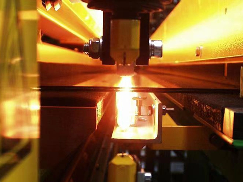 Quartz infrared lamp for glass oven